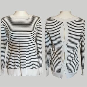 Eight 18 Women’s Black/White Striped Long-sleeve Lightweight Pullover Sweater S